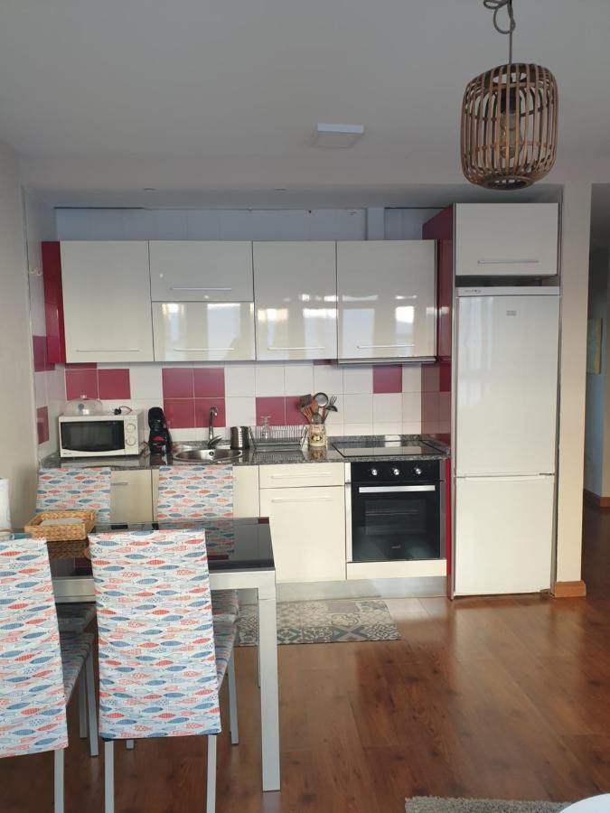 Apartamento Cine Colon 2 リバデオ エクステリア 写真