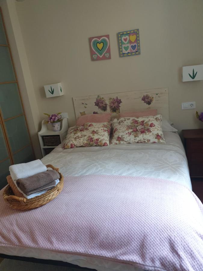 Apartamento Cine Colon 2 リバデオ エクステリア 写真