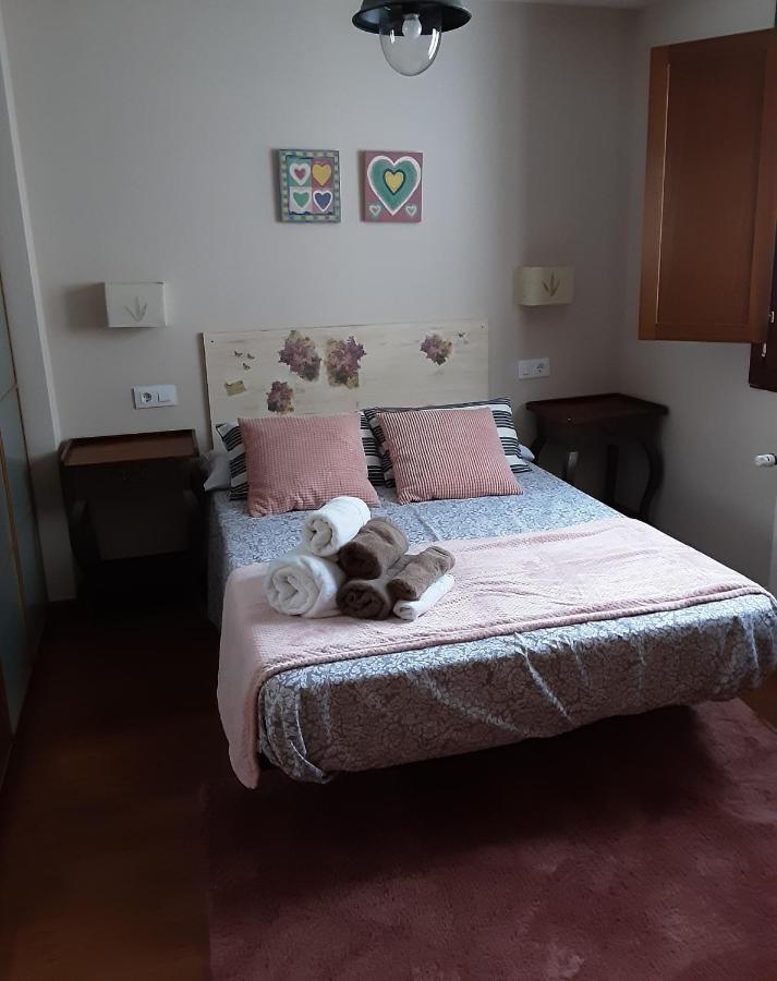 Apartamento Cine Colon 2 リバデオ エクステリア 写真